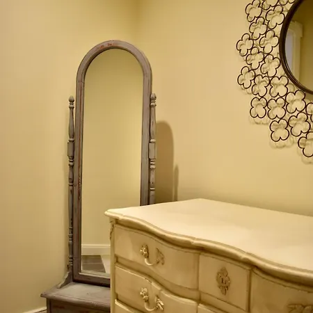 Lägenhet Grand Arcanum 2 - Comfortable And Elegant