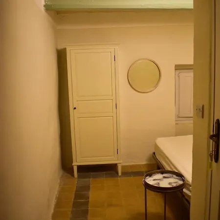 Grand Arcanum 2 - Comfortable And Elegant Lägenhet