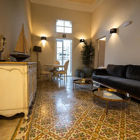 Grand Arcanum 2 - Comfortable And Elegant