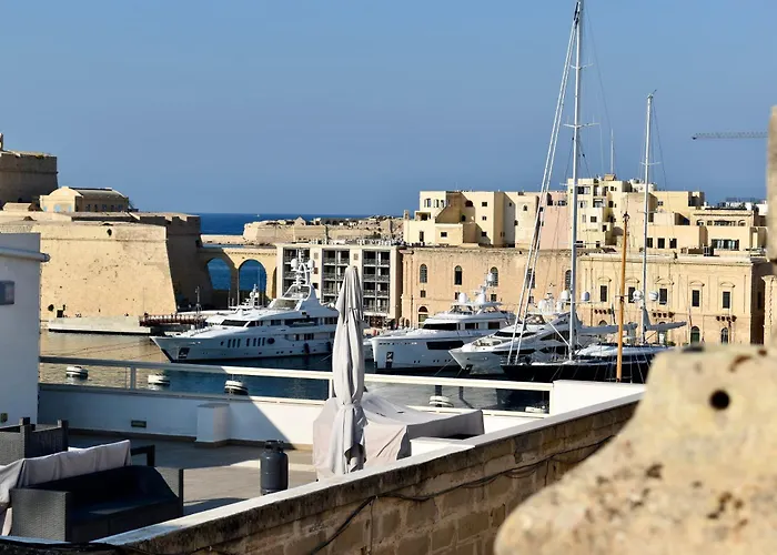 Grand Arcanum 2 - Comfortable And Elegant