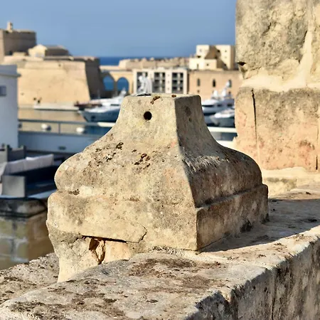 Grand Arcanum 2 - Comfortable And Elegant Apartament