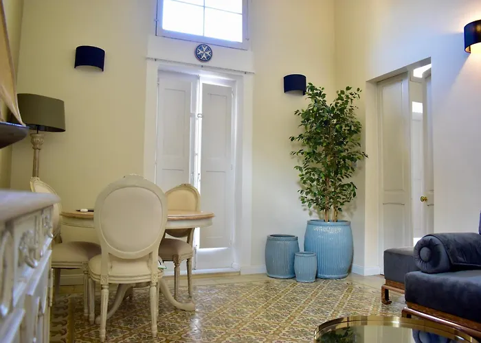 Grand Arcanum 2 - Comfortable And Elegant Апартаменты *